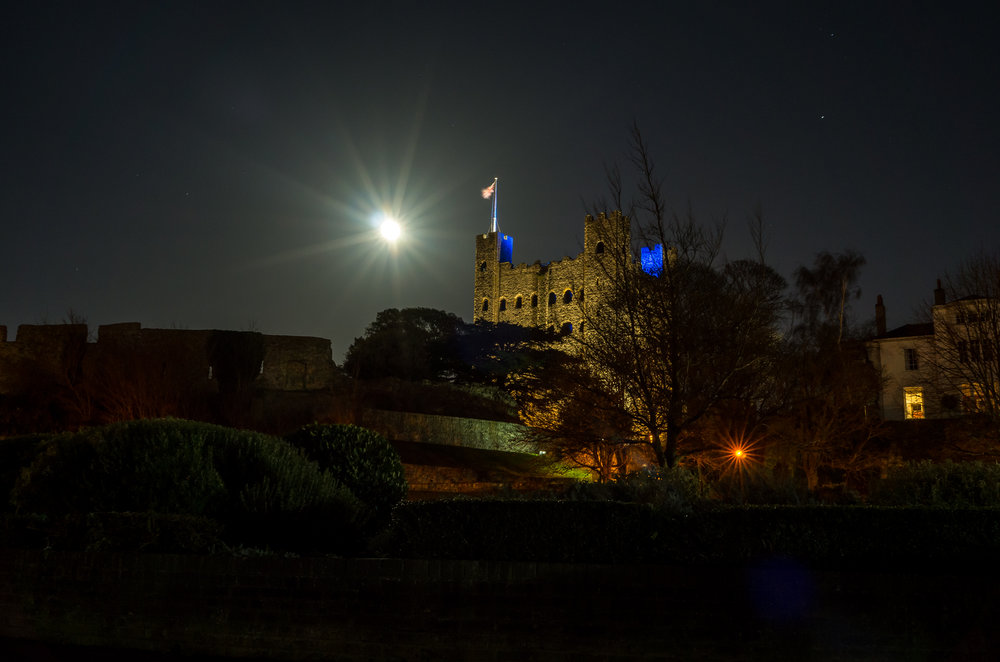 Rochester Castle and the Super Moon, shot from the Esplanade